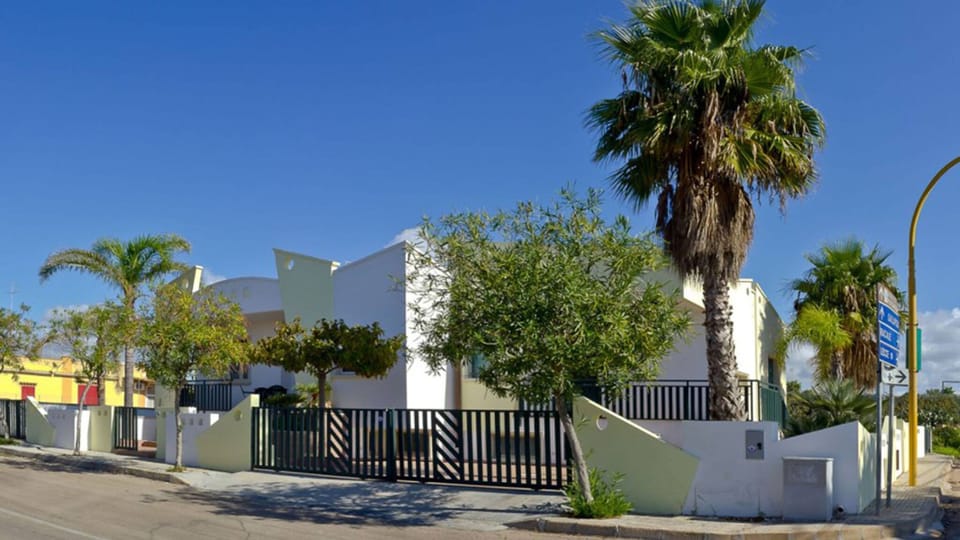 House, Smoking | 2 bedrooms