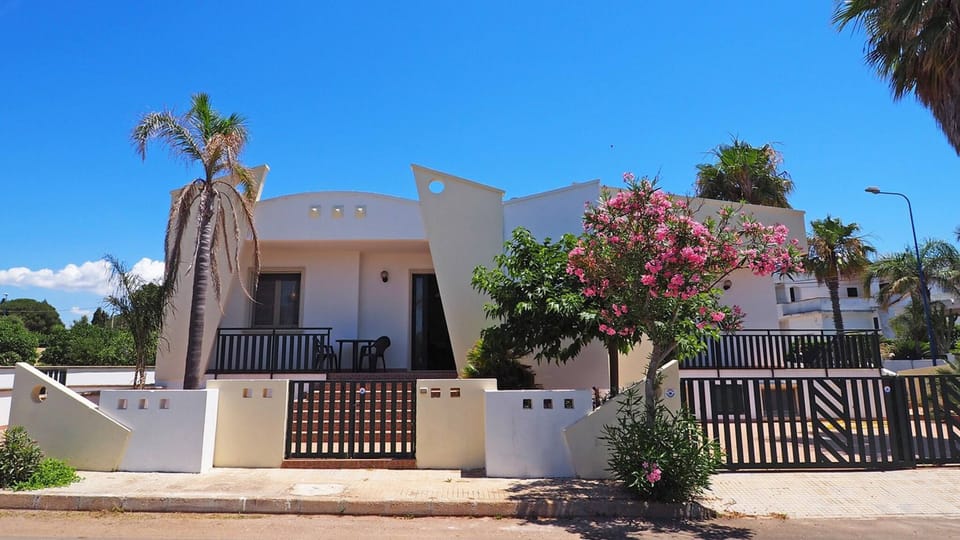 House, Smoking | 2 bedrooms