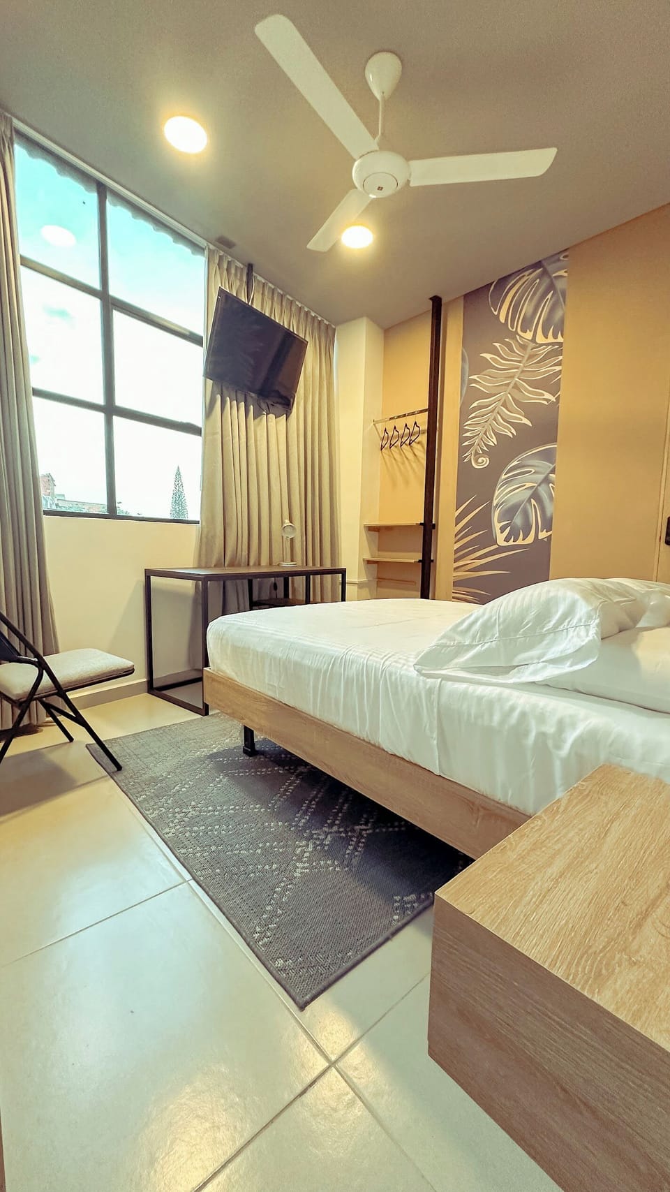 Superior Room, Air conditioning, City View | Desk, laptop workspace, WiFi (free)