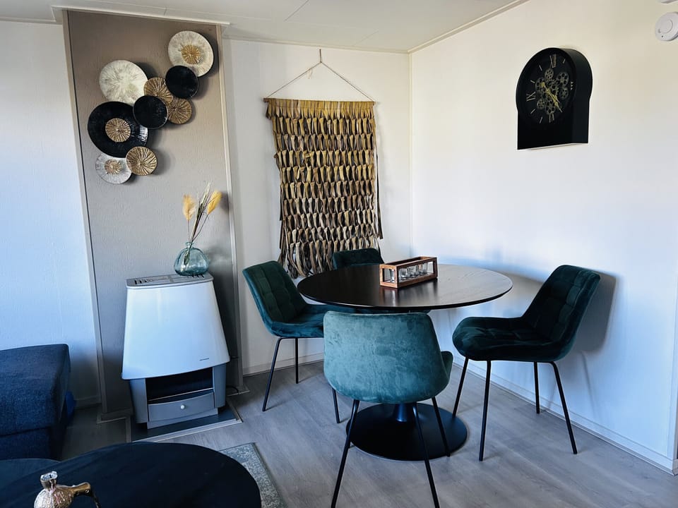 Dining room of RBR 953 - Beach Resort Kamperland