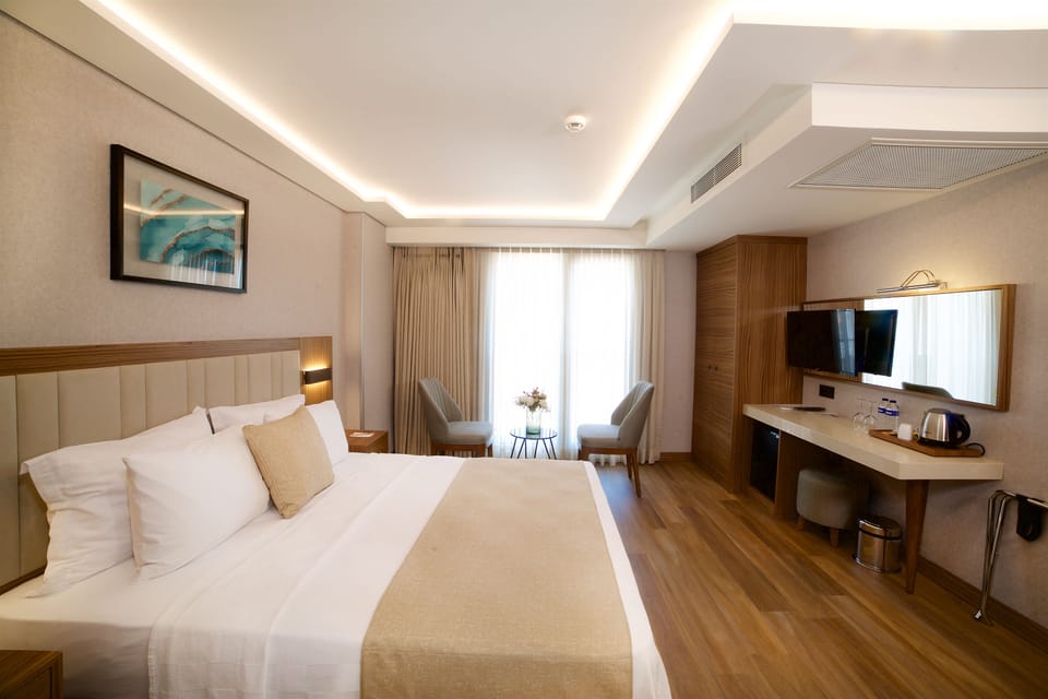 Premium bedding, minibar, in-room safe, desk