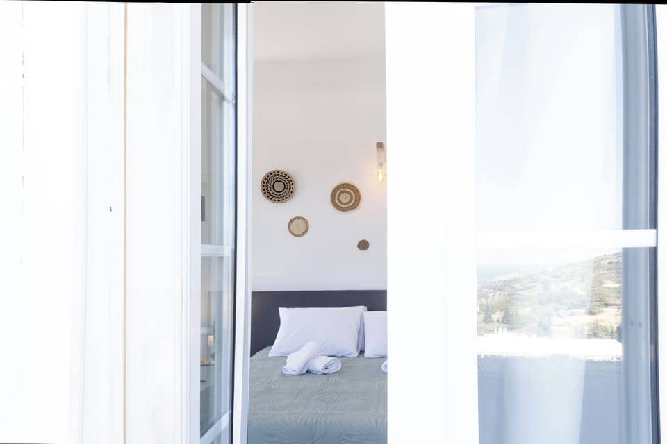 Superior Double Room, Balcony, Sea View | Room amenity
