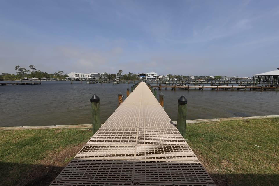 Dock