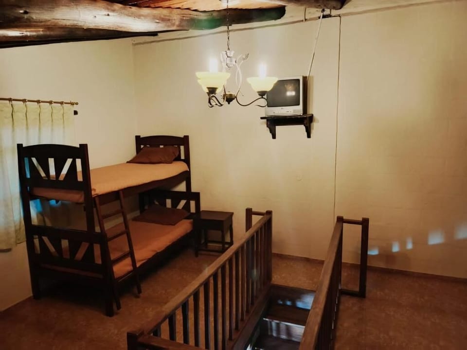 Classic Triple Room, Mountain View | Laptop workspace, soundproofing, WiFi (free)