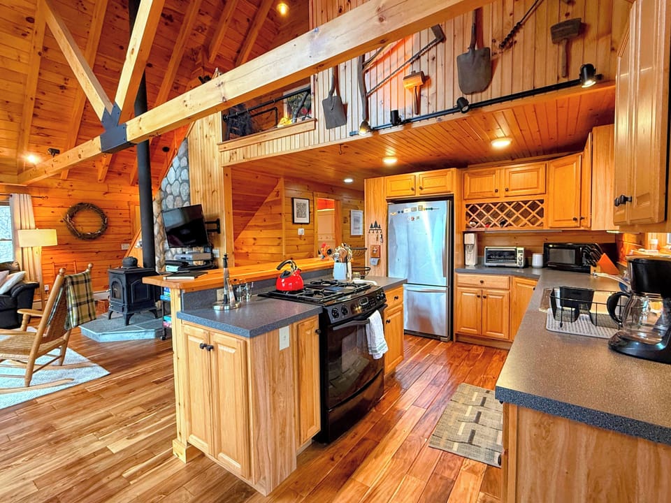 Breakfast, lunch, or dinner is easy to prepare in the fully equipped kitchen