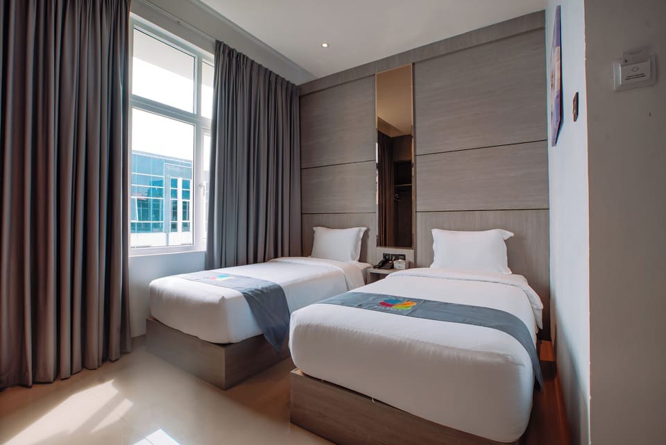 Super Deluxe Double or Twin Room | Desk, laptop workspace, WiFi (free)