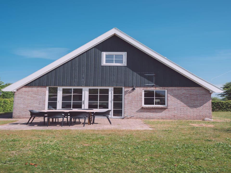 Garden [summer]