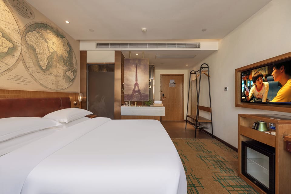 Comfort Double Room, City View | Desk, laptop workspace, blackout drapes, iron/ironing board