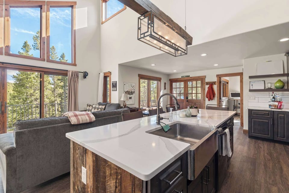 An open floor plan that invites freedom and connection—where every corner flows into the next, making it easy to relax, entertain, and enjoy. 