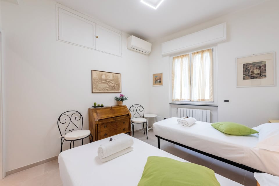 Apartment, 2 Bedrooms, Balcony | 2 bedrooms, free WiFi, bed sheets