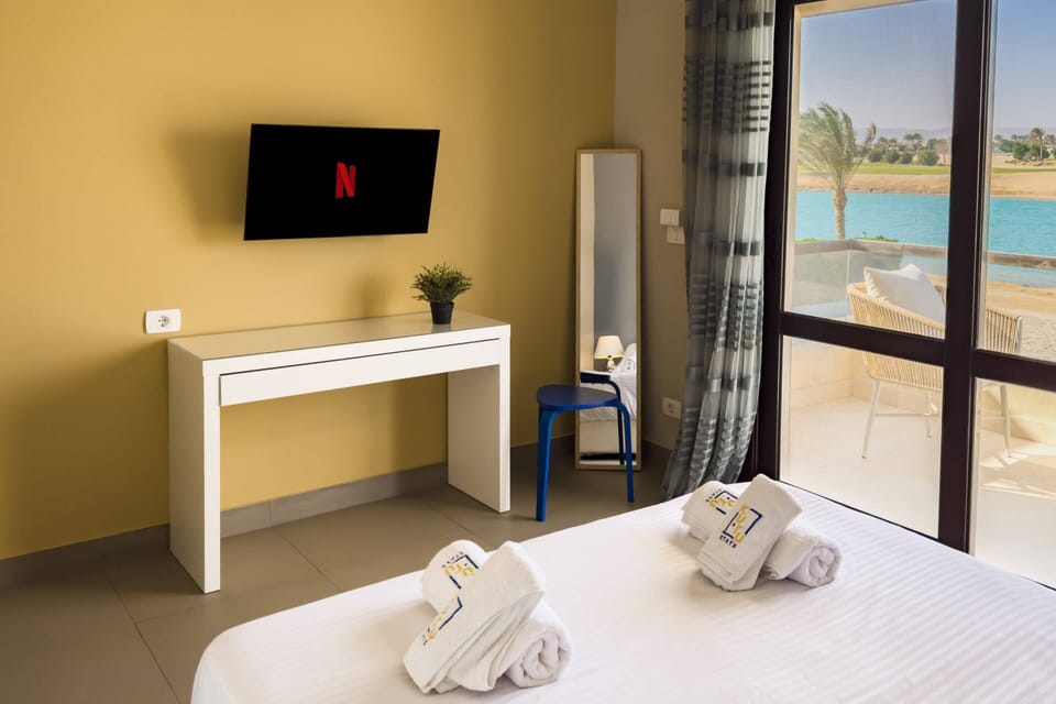 Basic Villa | 4 bedrooms, iron/ironing board, bed sheets