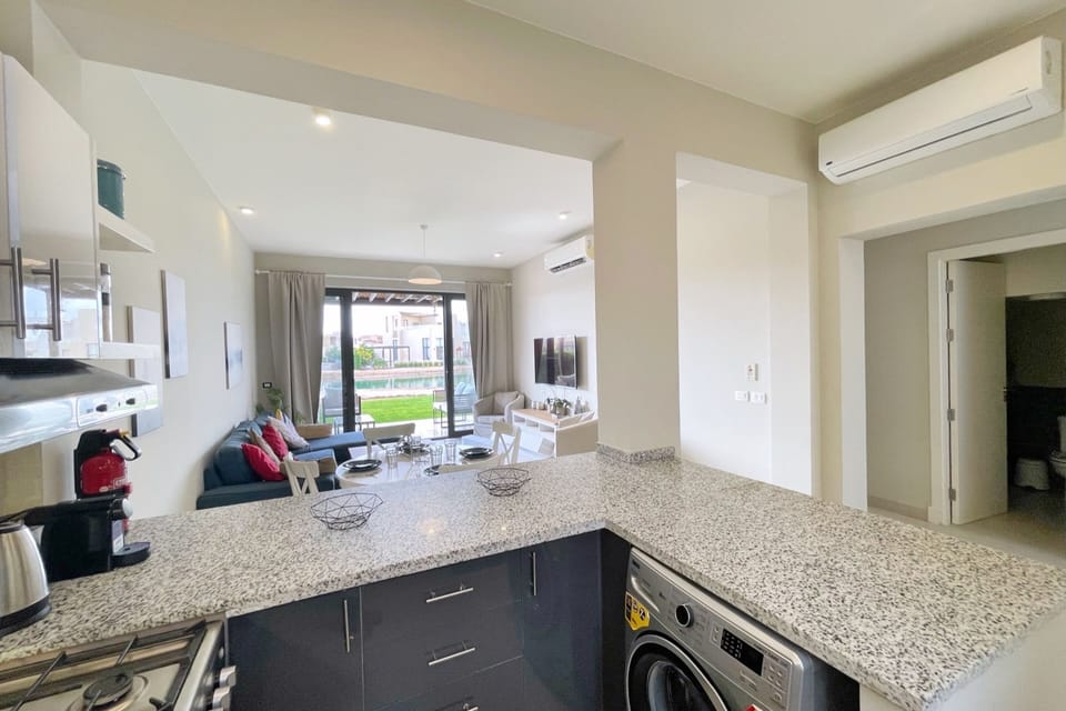 Basic Villa | Interior