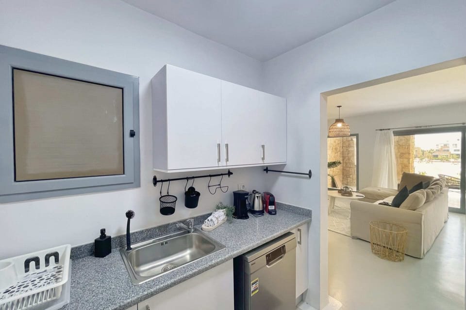 Basic Apartment | Interior