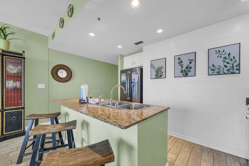 Seating at the kitchen island