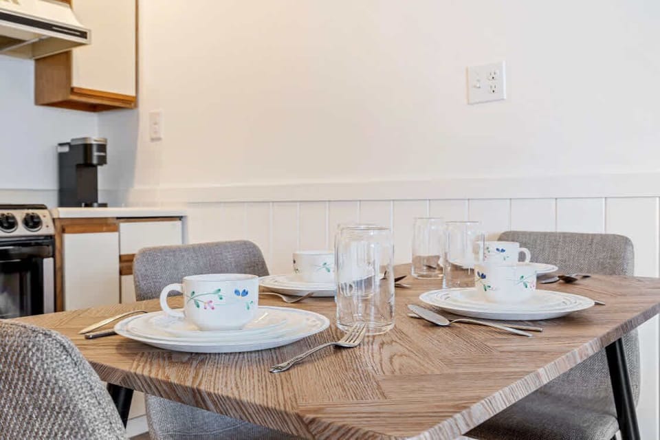 Make mealtime memories together at the dining table, seating 4