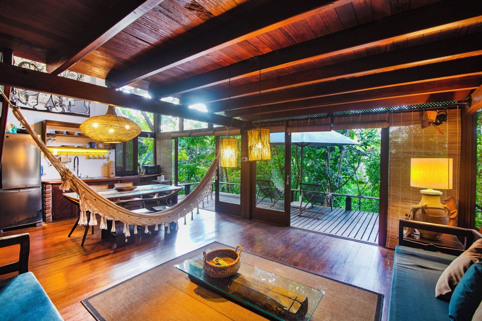 Superior Loft, Garden View | Living area