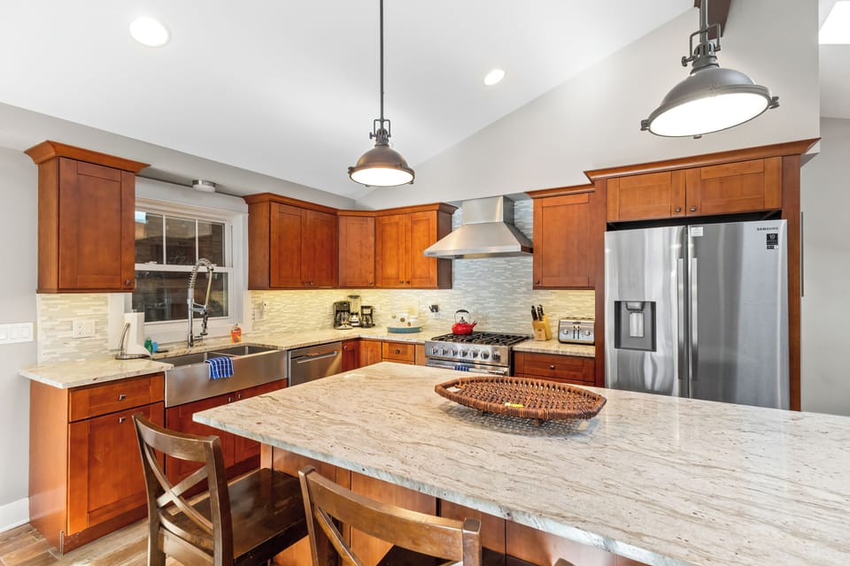 Large kitchen island perfect for meal prep or snacking