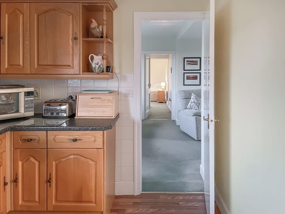 Kitchen | Thelma&rsquo;s House - Elwick Farm Holiday Cottages, Belford