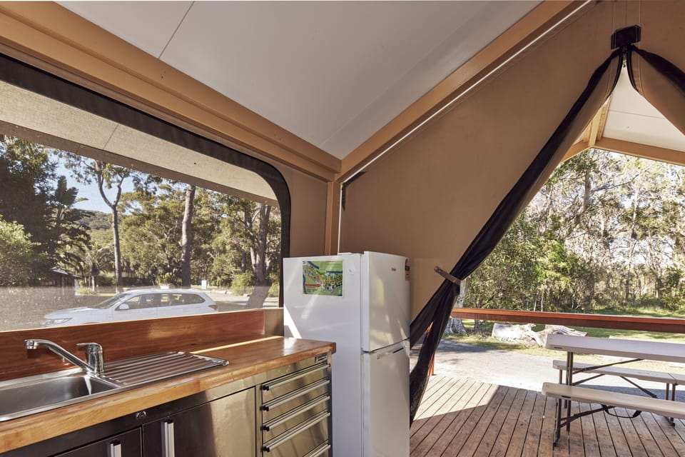 Sunshine Tent | Private kitchen | Electric kettle