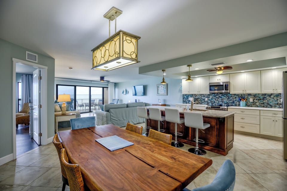 Dining and Kitchen