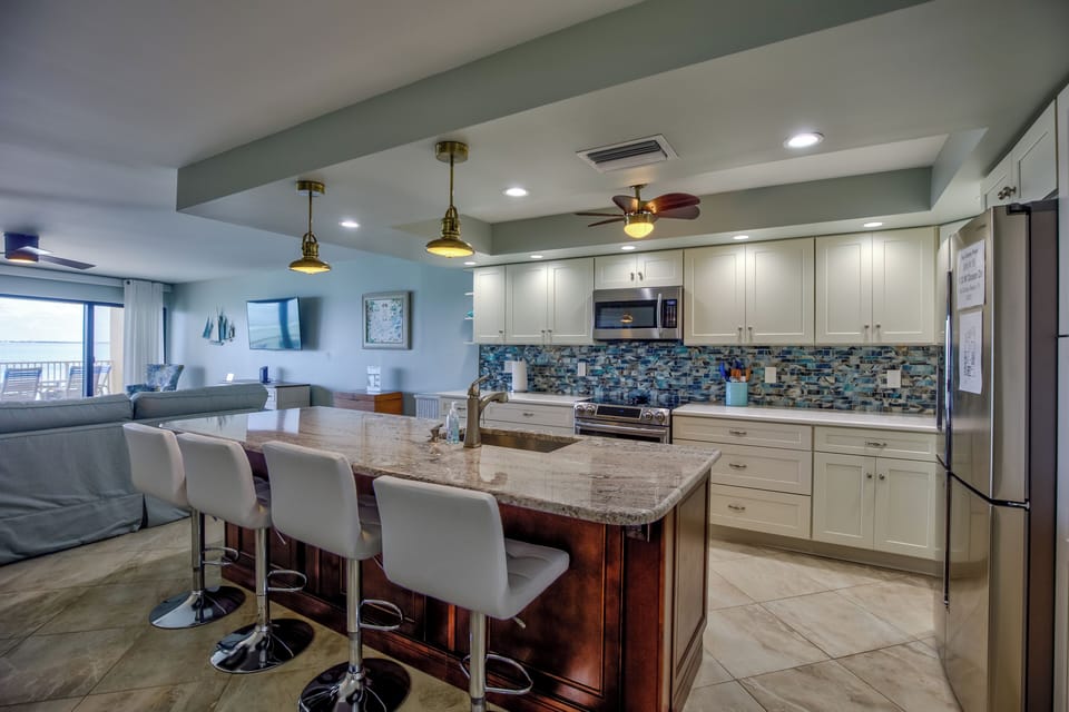 Kitchen and Island