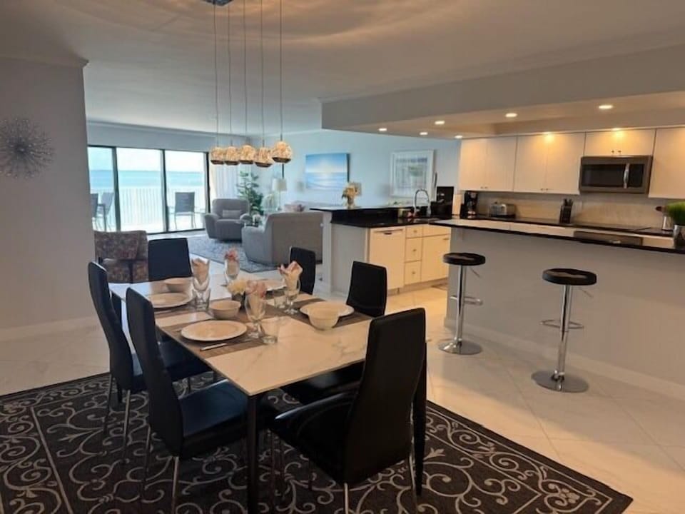 Dining Room Secondary View