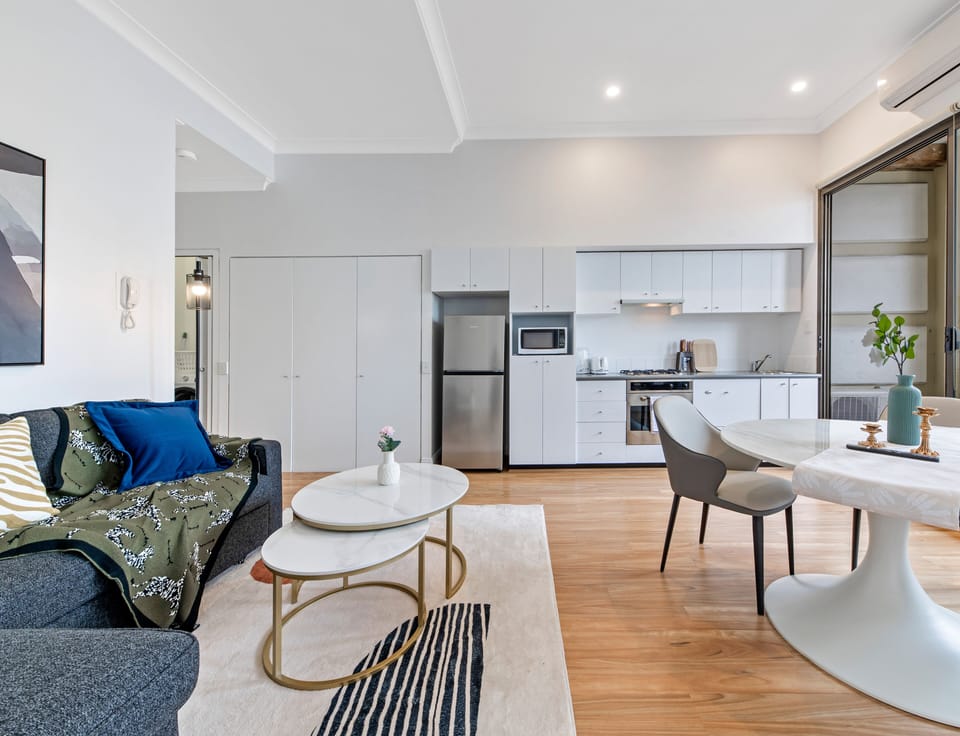 Apartment, 1 Bedroom (NCH084) | Living area | Flat-screen TV