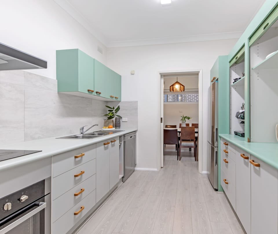 House, 3 Bedrooms (NFO008) | Private kitchen | Fridge, microwave, oven, stovetop