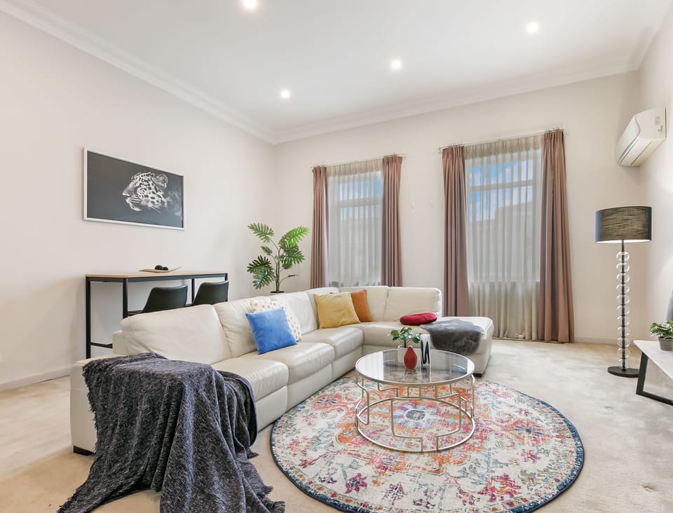 Classic Apartment, 2 Bedrooms (NLE367) | Living area | Flat-screen TV