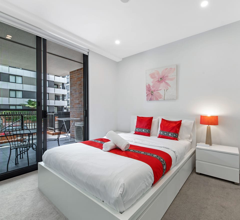 Classic Apartment, 2 Bedrooms (NPE081) | 2 bedrooms, individually decorated, individually furnished, free WiFi