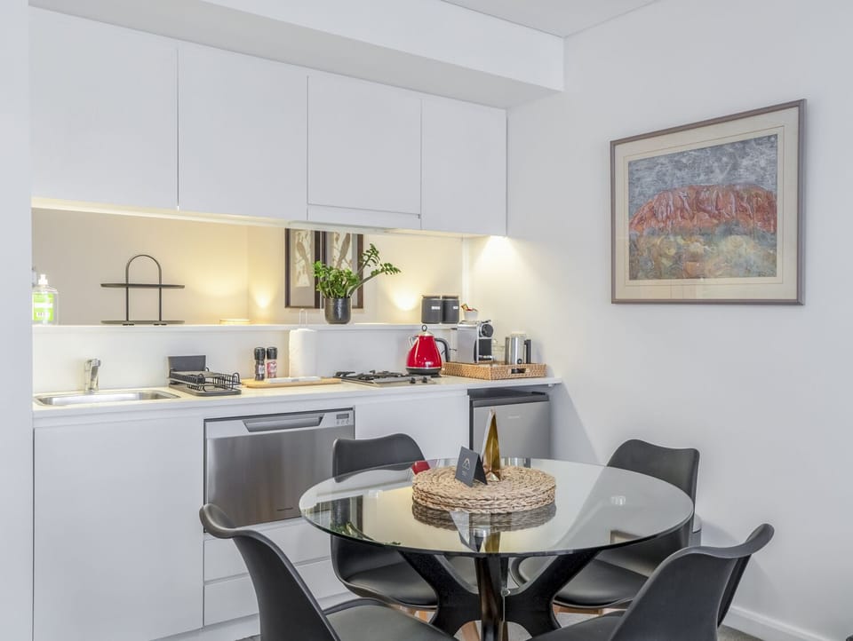 Apartment, 1 Bedroom (NSY045-609) | In-room dining