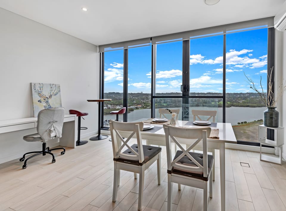 Apartment, 1 Bedroom (NWP017-1705) | In-room dining
