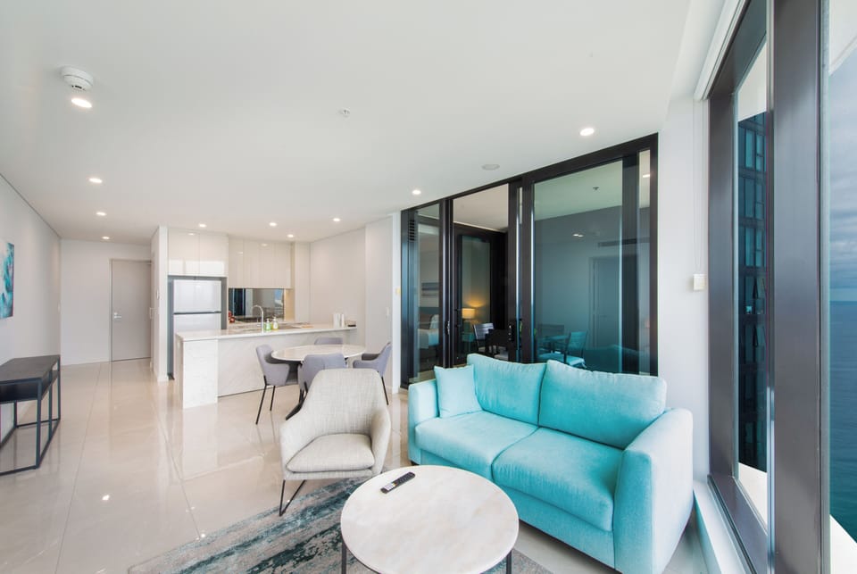 Comfort Apartment, 2 Bedrooms, Ocean View (QSP088) | Living area | Flat-screen TV
