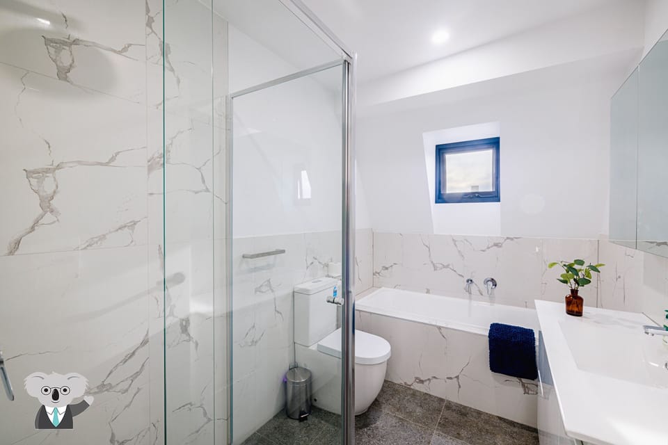 Apartment, 2 Bedrooms (VCR048-4) | Bathroom