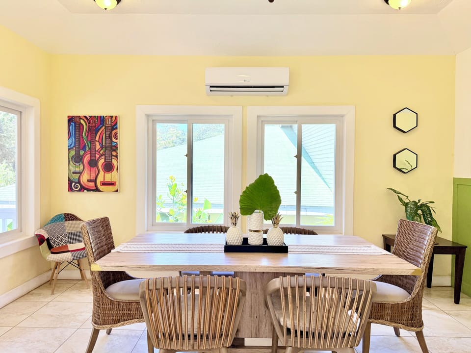 Dining Room (2)
