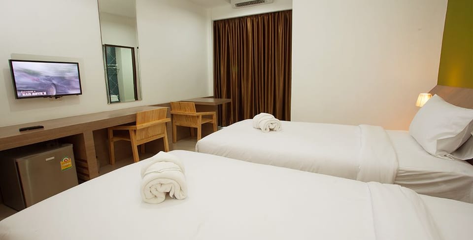 Standard Twin Room | Hypo-allergenic bedding, desk, free WiFi