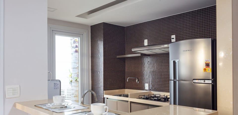 Deluxe House, 4 Bedrooms, Air conditioning | Private kitchen | Fridge, microwave, oven, stovetop