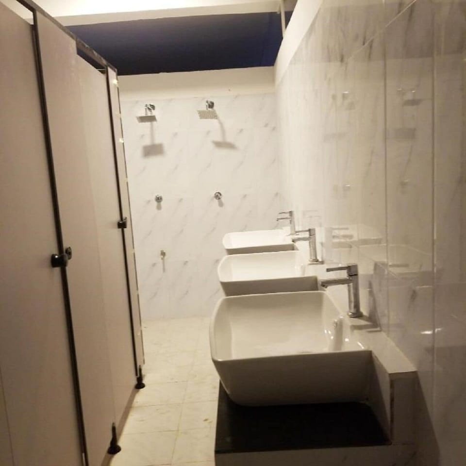 Basic Shared Dormitory | Bathroom | Bidet