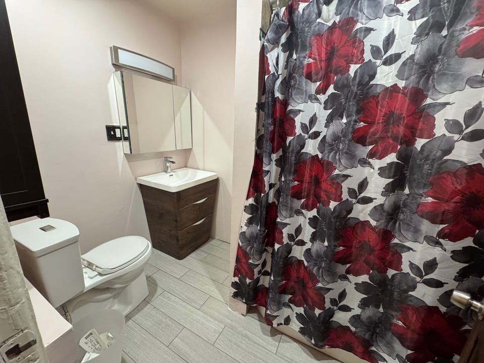 Full bathroom