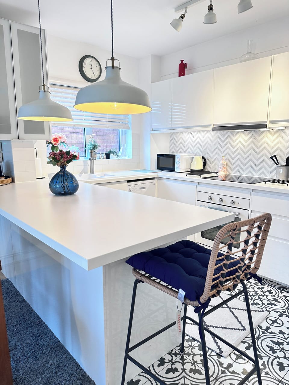Kitchen with dishwasher