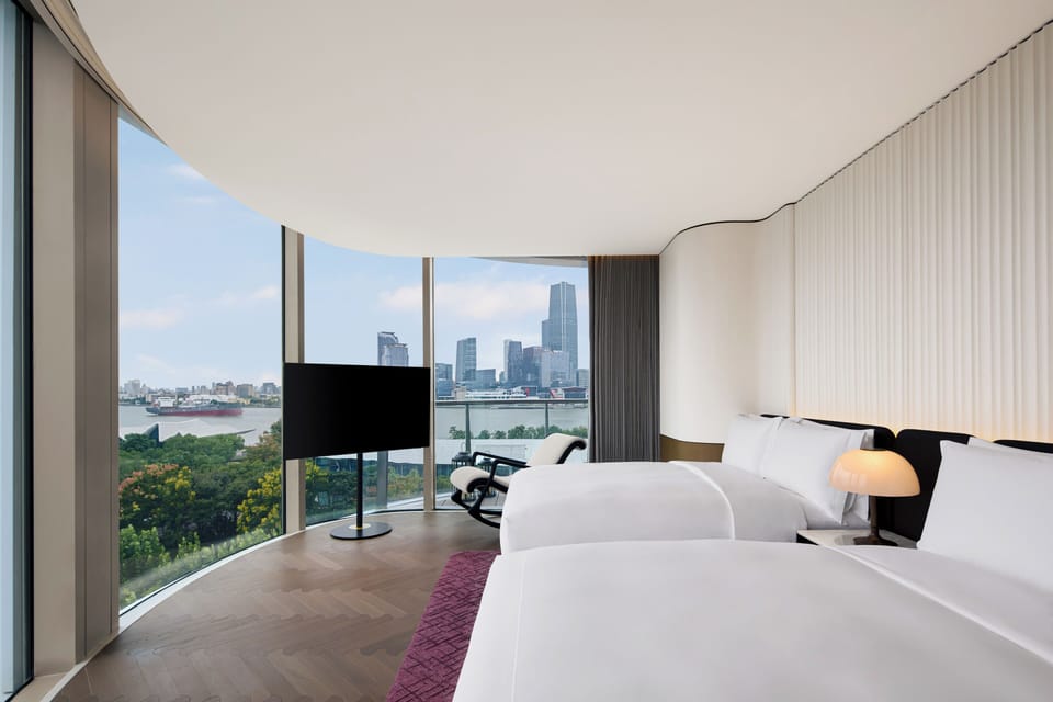 Deluxe Suite, 2 Queen Beds | Minibar, free WiFi, bed sheets