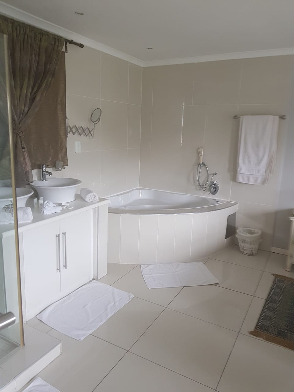 Family Penthouse, Balcony, Lake View | Bathroom