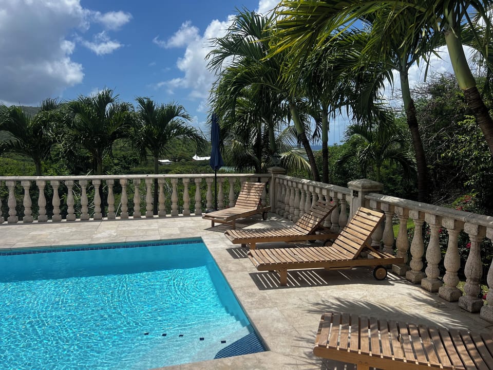 Great pool with views