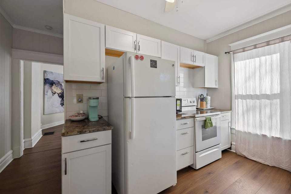 Townhome, Multiple Beds, Patio, Garden View (Summit Scholars 1) | Private kitchen | Fridge, microwave, oven, stovetop