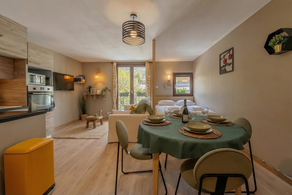 Living and dining room