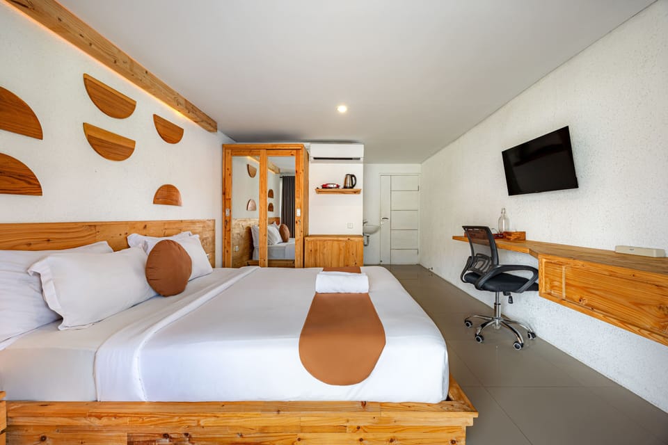 Standard Room | Desk, free WiFi, bed sheets