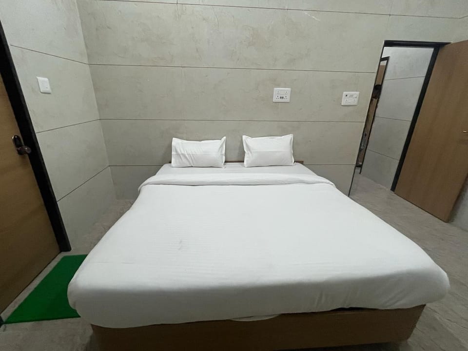 Deluxe Room | Free WiFi