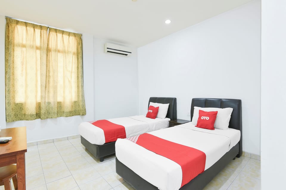 Deluxe Twin Room | WiFi (free), bed sheets