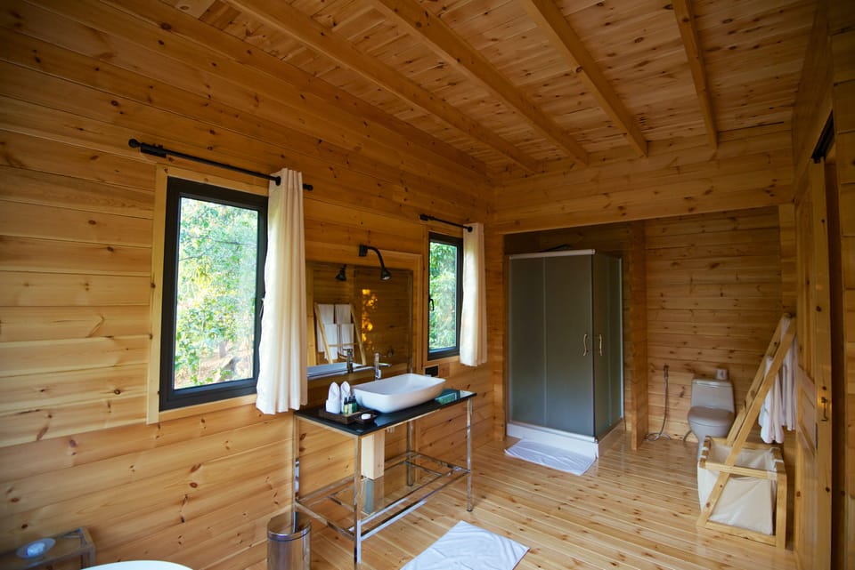 Garden Chalet | 1 bedroom, premium bedding, in-room safe, desk