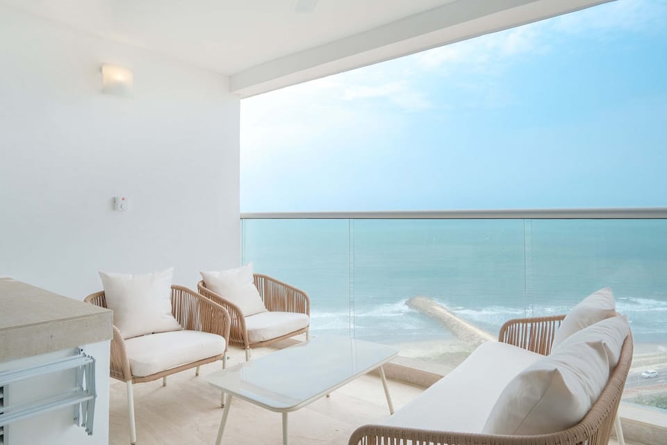 Relaxing balcony with ocean view
